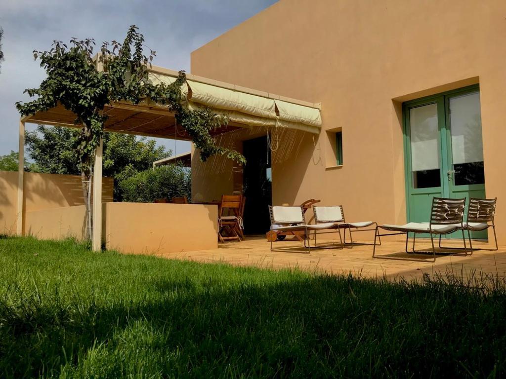 Case Graffeo Menfi Exterior photo